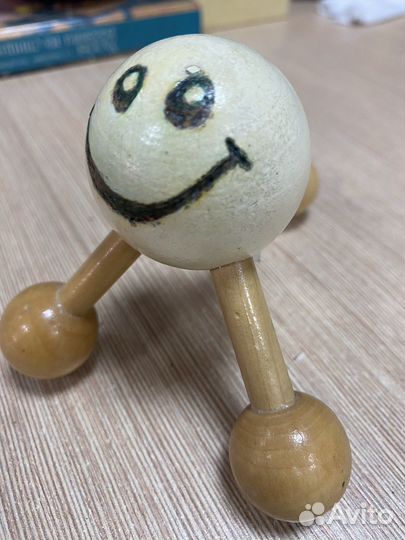 Массажер дерево