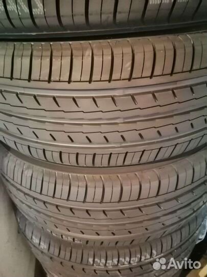 Yokohama Bluearth ES32 215/55 R17 94V