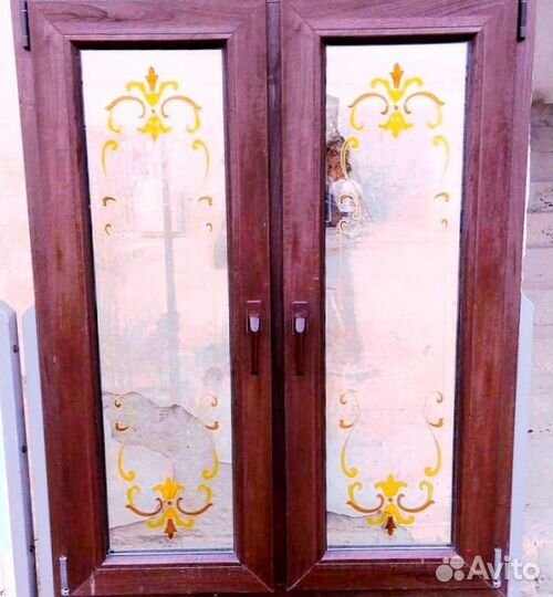 Алюминиевые двери двухстворчатые в рассрочку