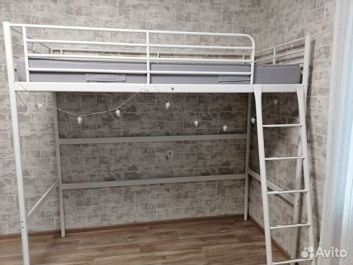 Кровать чердак