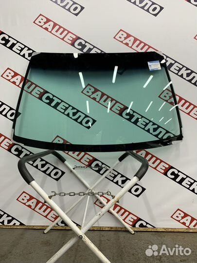 Лобовое стекло Nissan Almera N16 classic b10