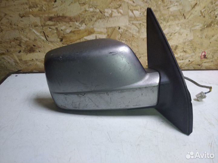 Переднее правое зеркало nissan X-trail (T30)