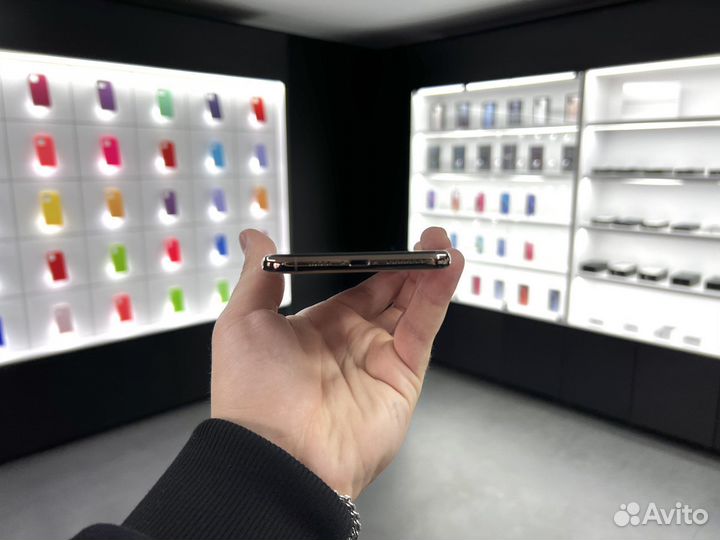 iPhone Xs Max, 64 ГБ