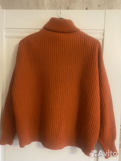 Свитер женский s