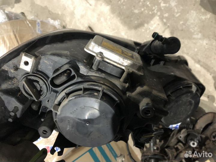 Фара правая jaguar XF ксенон дорестаил