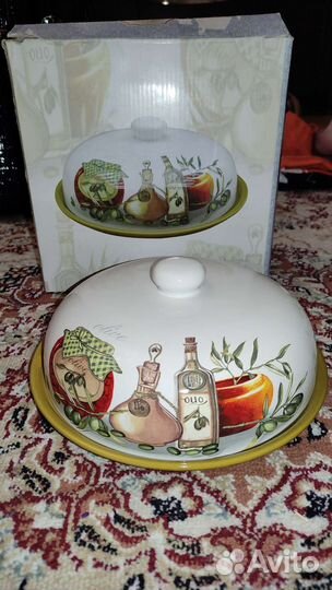Блюдо для блинов с крышкой