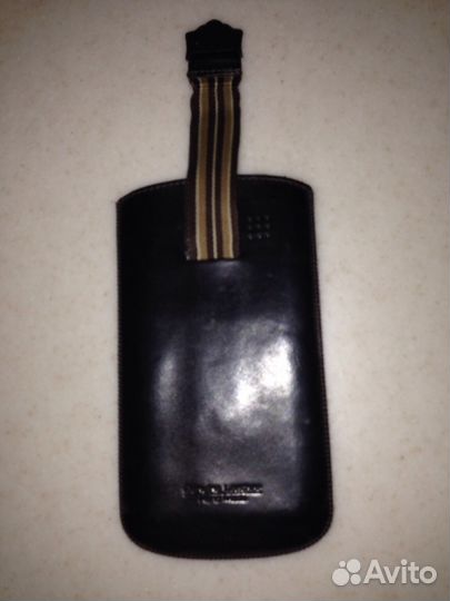 Чехлы кожаные для телефонов