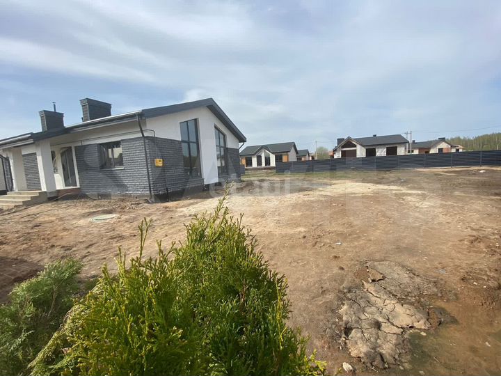 Дом 102 м² на участке 6 сот.