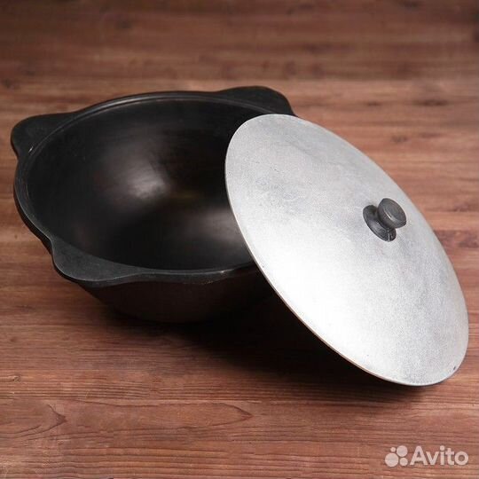 Казан чугунный, 10 л, плоское дно, алюминиевая кры