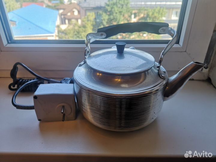 Советский чайник электрический алюминиевый