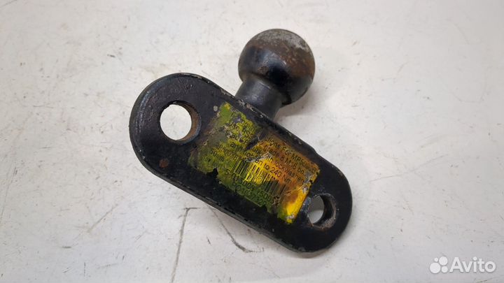 Крюк прицепного устройства Ford Kuga, 2018