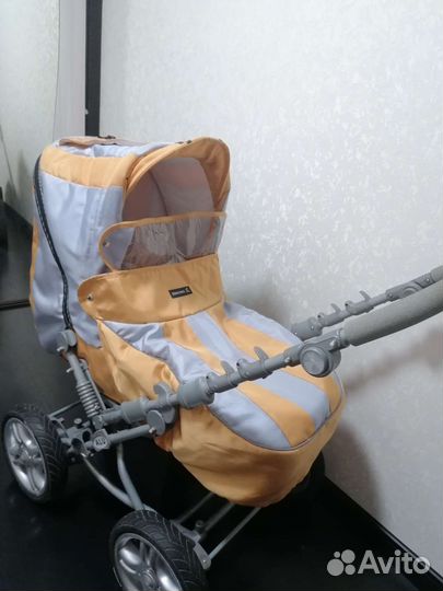 Детская коляска