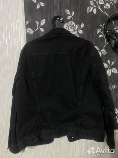 Джинсовая куртка HM