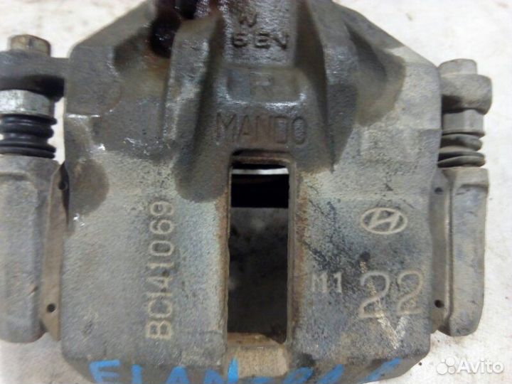 Суппорт передний передний правый Hyundai Elantra 3