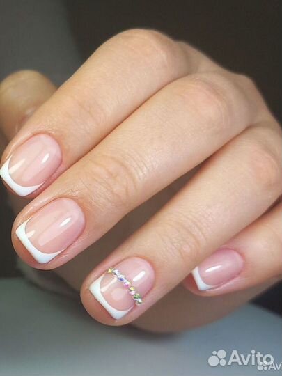 Мастер маникюра и педикюра