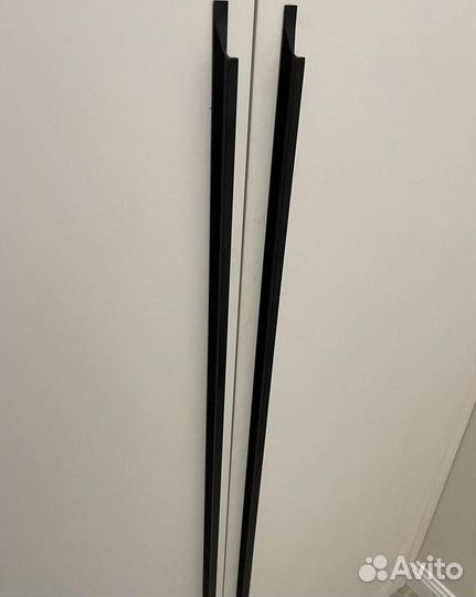 Встроенный распашной шкаф