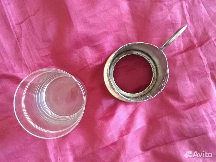 Подстаканники Кремль и Урожай, + стаканы