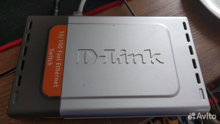 Коммутатор D-Link DES-1008D