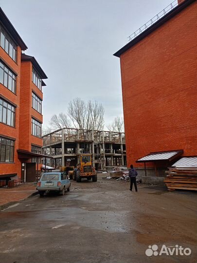 Строительная бригада каменьщики