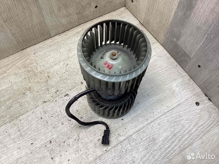 Моторчик печки BMW 5-Series/M5