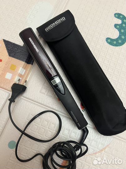 Выпрямитель для волос Redmond nanoceramic