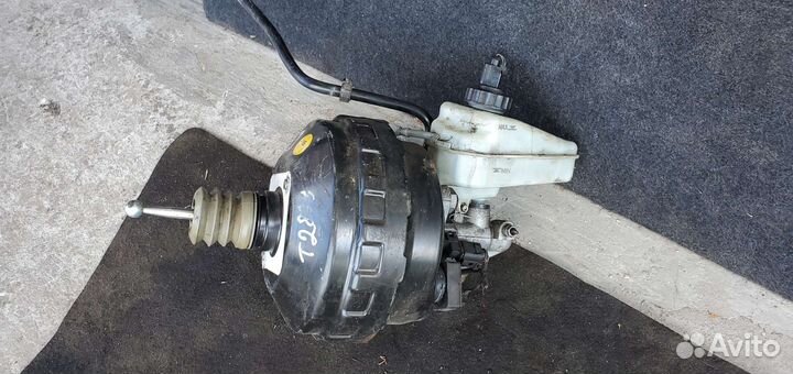 Вакуумный усилитель тормозов Skoda Octavia A5