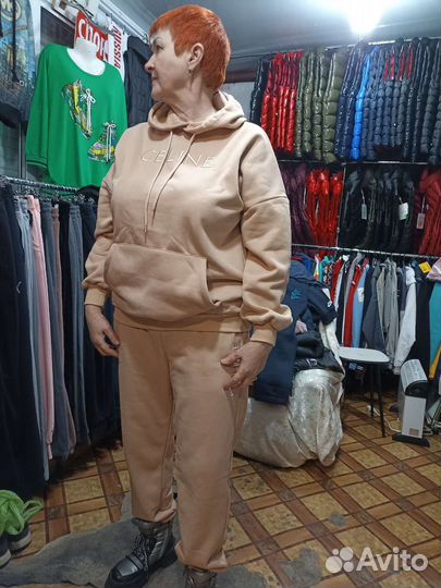 Спортивный костюм женский новый