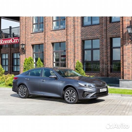 Плёнка для оклейки фар на автомобиле KIA Optima (F