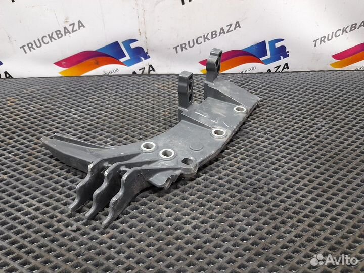 Кронштейн подножки Daf XF106