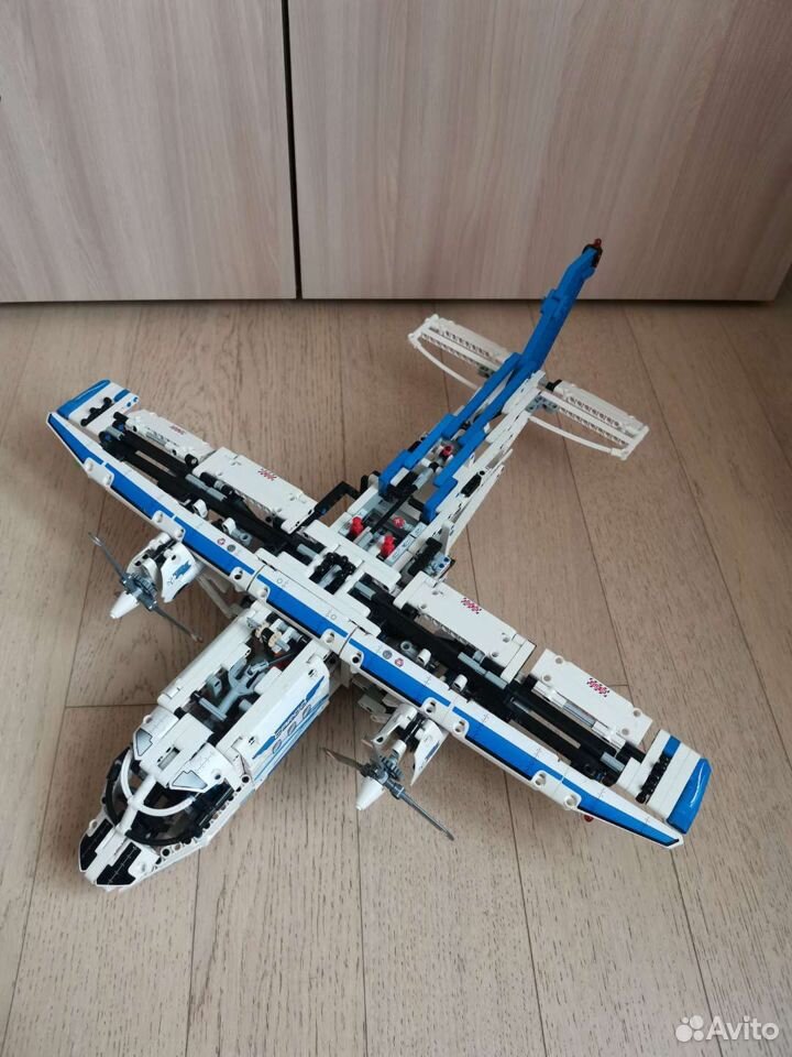 Lego technic 42025 hotsell