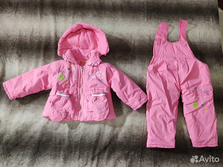 Костюм на девочку демисезонный