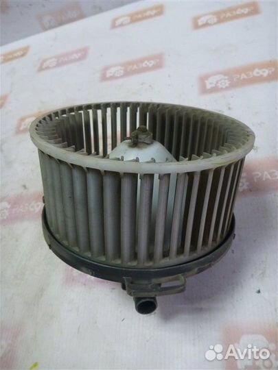 Мотор печки Mazda Mazda3 BK Z6 2006