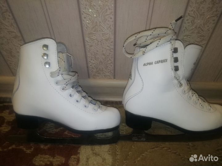 Коньки фигурные Caprice 30 размера