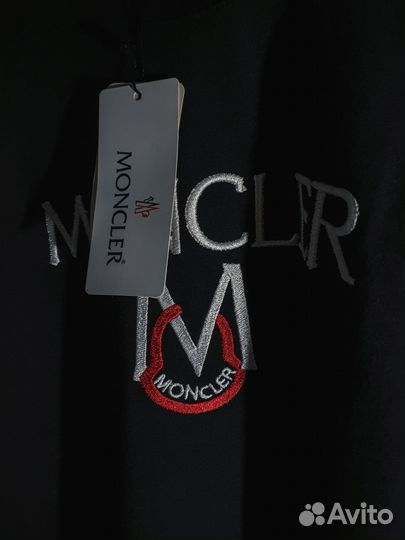 Футболка Moncler для истинных ценителей стиля