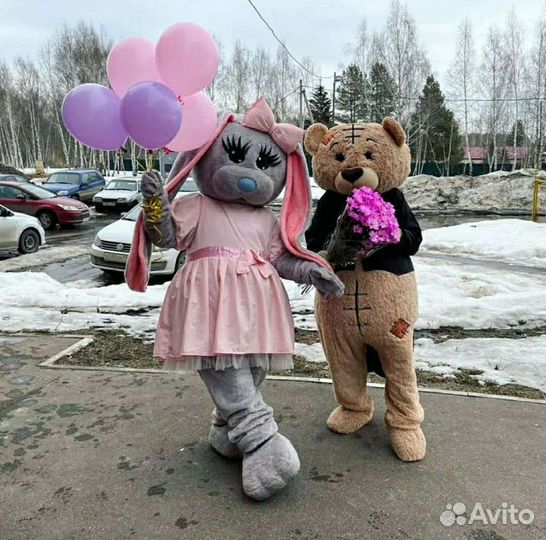 Поздравление ростовой куклой