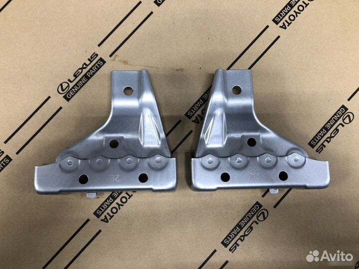 Кронштейны передние Toyota Land Cruiser 200