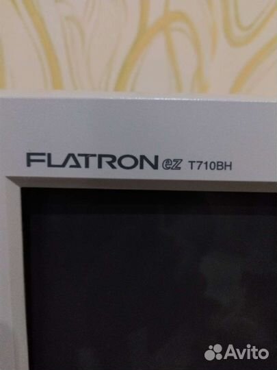 Монитор LG flatron ez T710BH 17