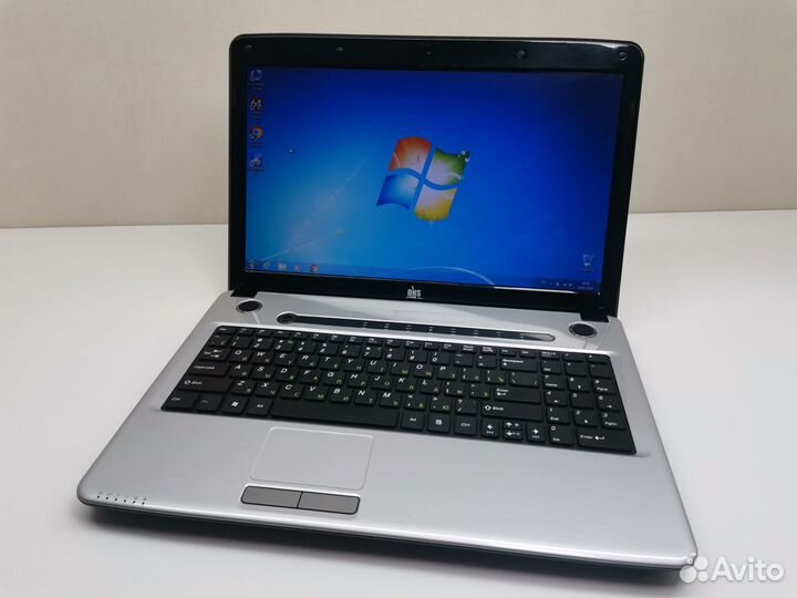 DNS A15HC - Core i5-2450M/ GT 540M/ 8Gb/SSD