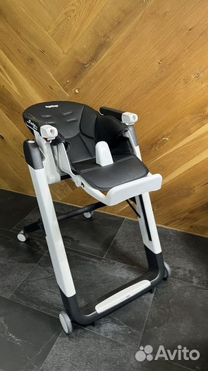 Десткое кресло Peg-Perego Siesta Follow me