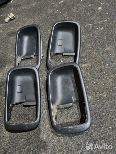 Накладка внутренней ручки двери Mitsubishi Lancer