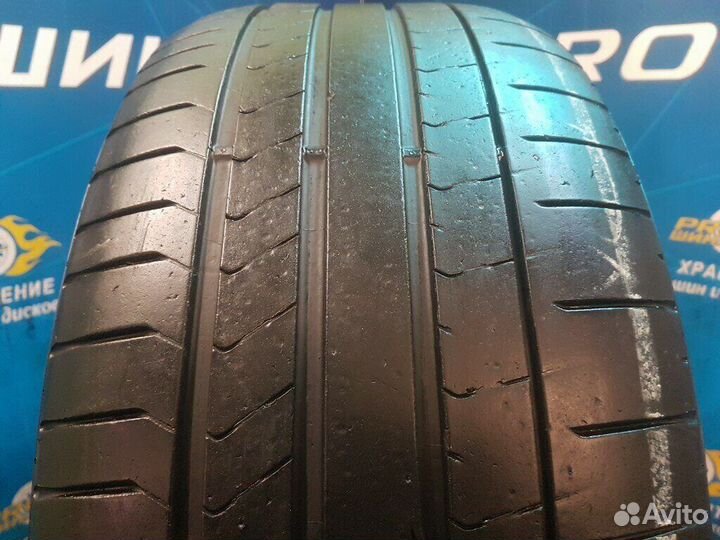 Pirelli P Zero PZ4 275/40 R22