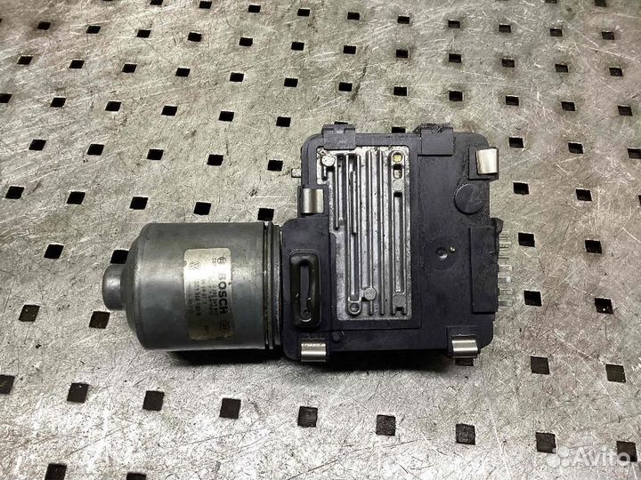 Моторчик стеклоочистителя передний Volkswagen Phae