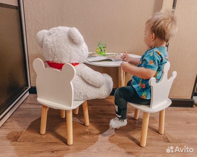Детский стол и стул