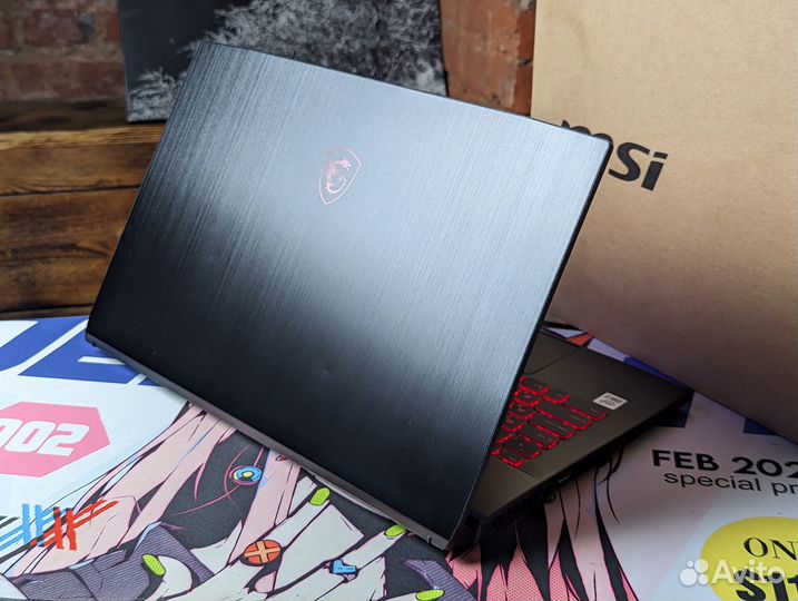 Msi 17.3 + RTX как new