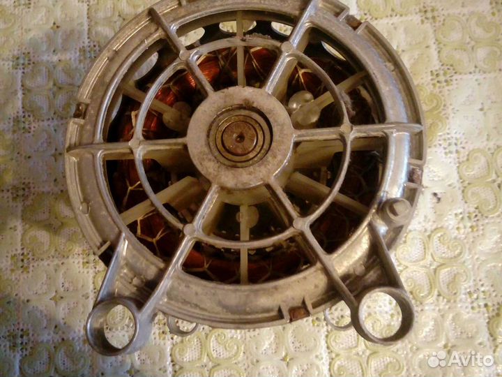 Мотор от стиральной машины