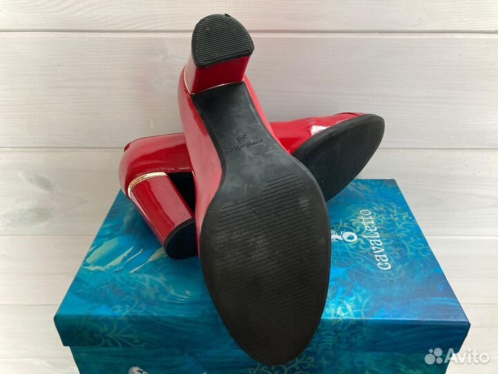 Туфли женские Cavaletto красные 38 размер