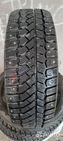 Viatti Brina Nordico V-522 195/60 R15 88