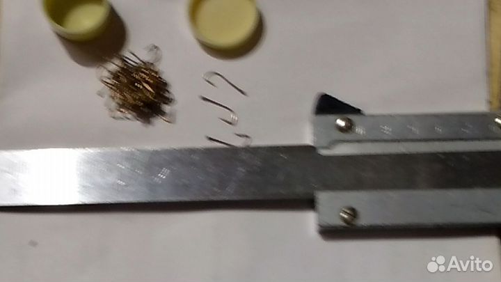 Крючок советский 4