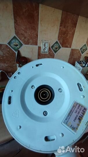 Чайник электрический бу