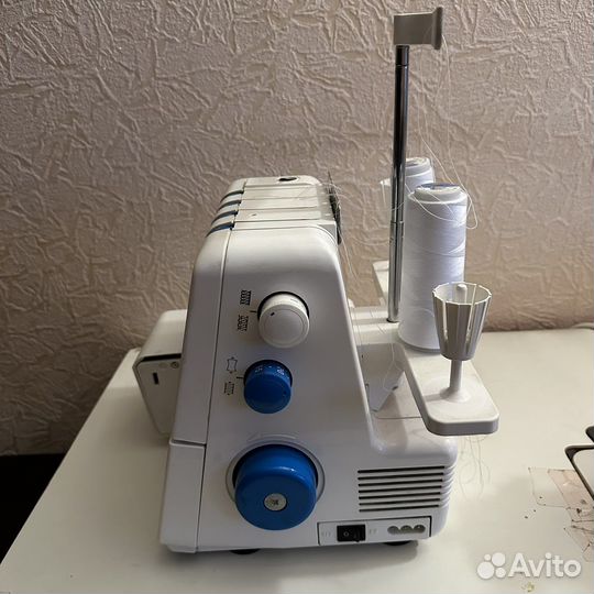 Оверлок Family ML645D